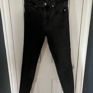 Madewell size 28 black skinny jean